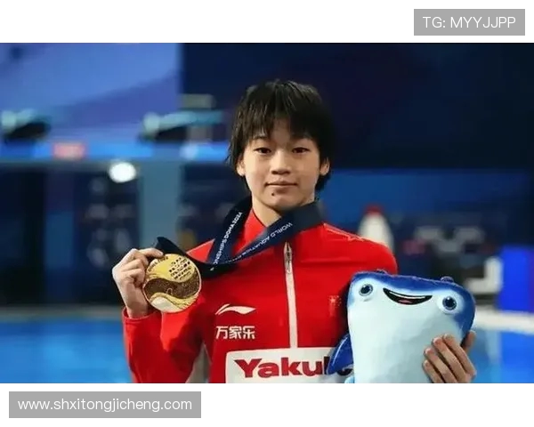 跳水运动的技巧与魅力探索：从初学者到世界级选手的成长之路