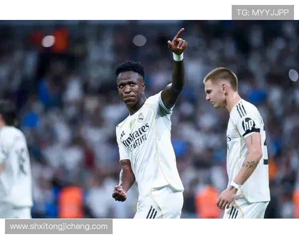 皇家马德里对阵巅峰之战再掀激情绿茵场火热较量